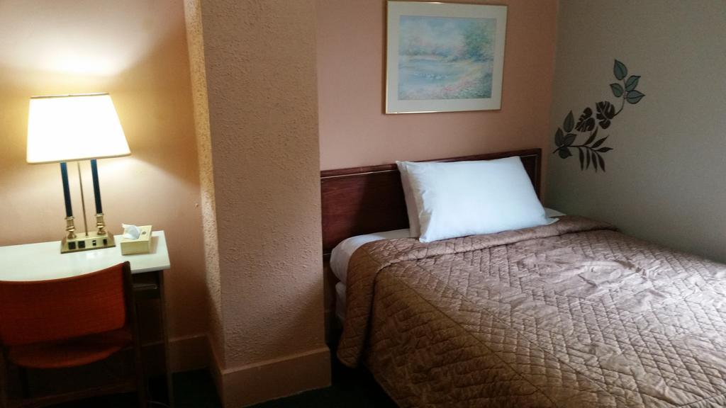 A Voyageur'S Guest House 오타와 객실 사진