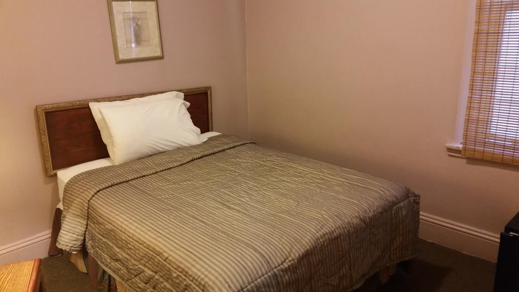 A Voyageur'S Guest House 오타와 객실 사진